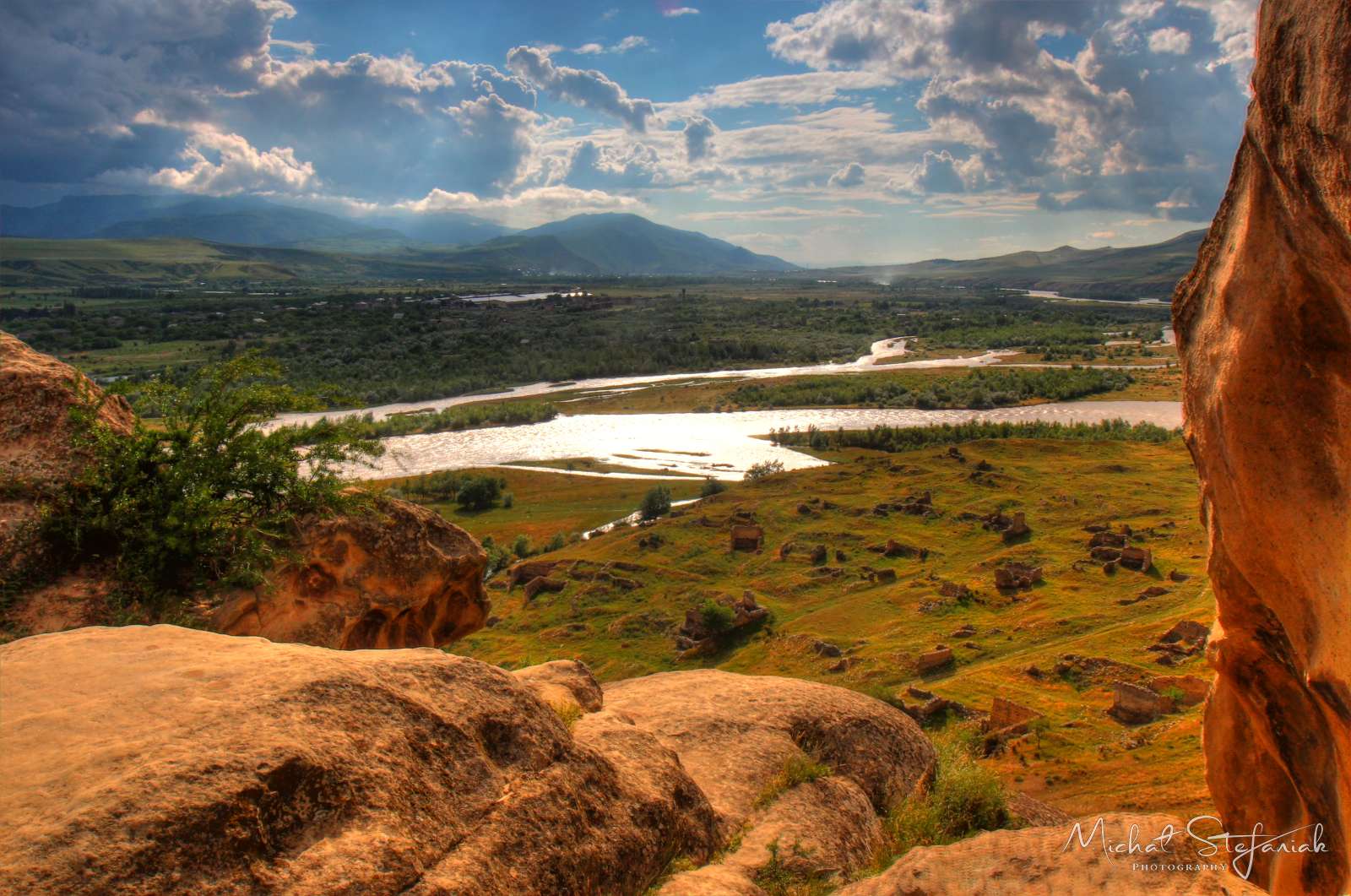 JMG 1118 19 20Enhancer